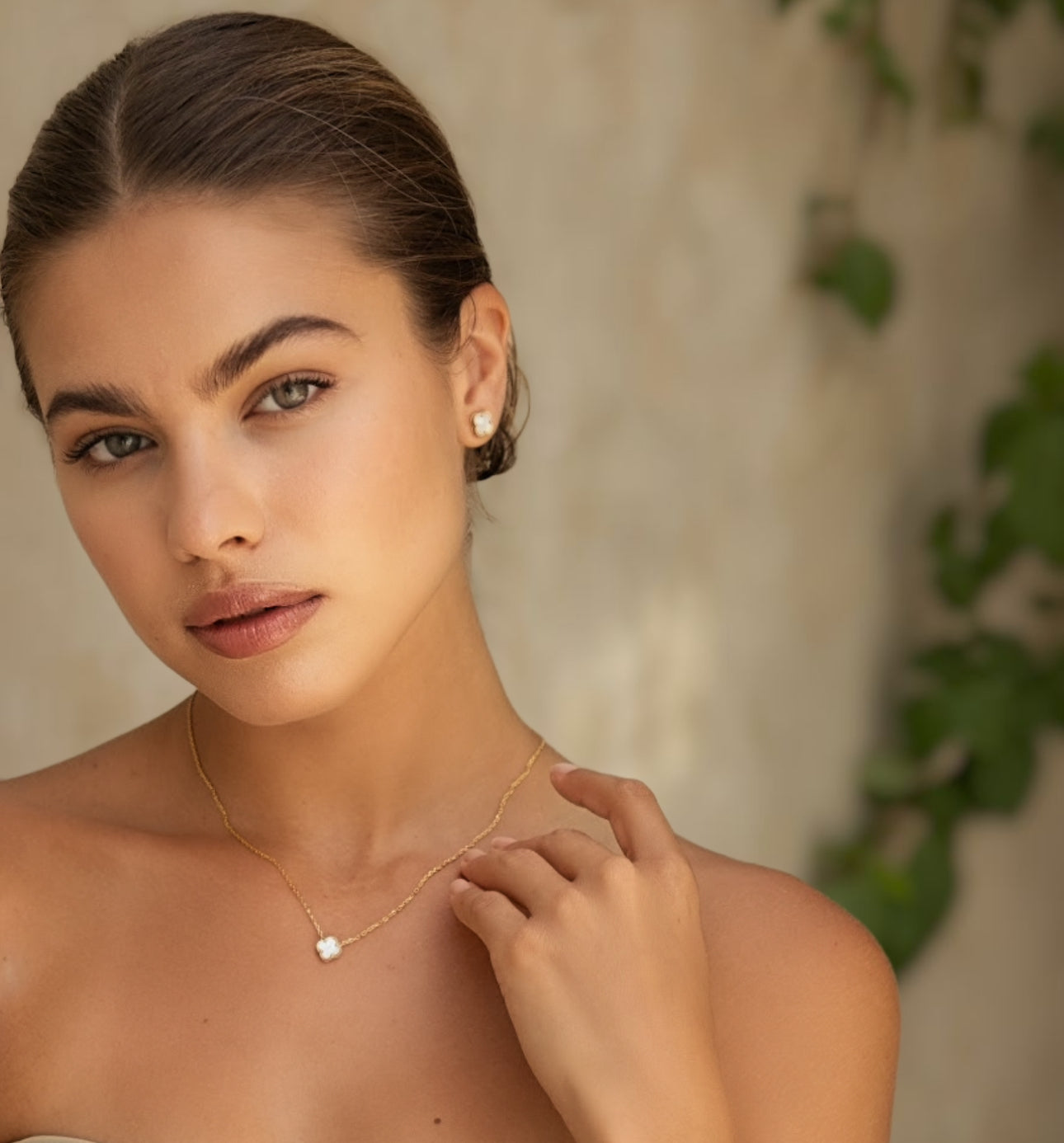 Lucky Fléur Pearl & Radiance Necklace