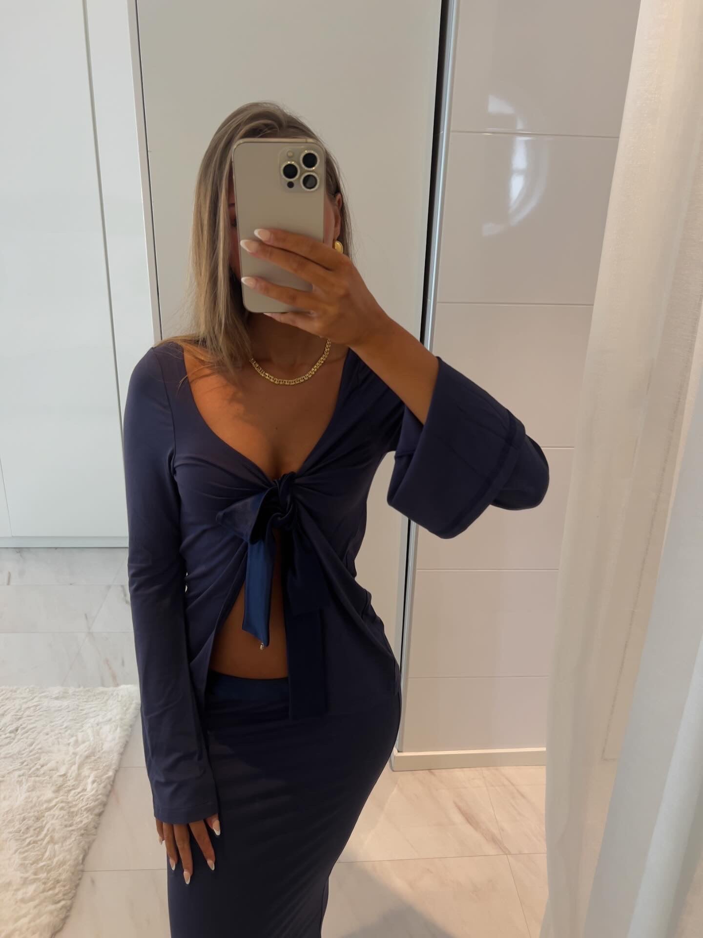Top Loeila