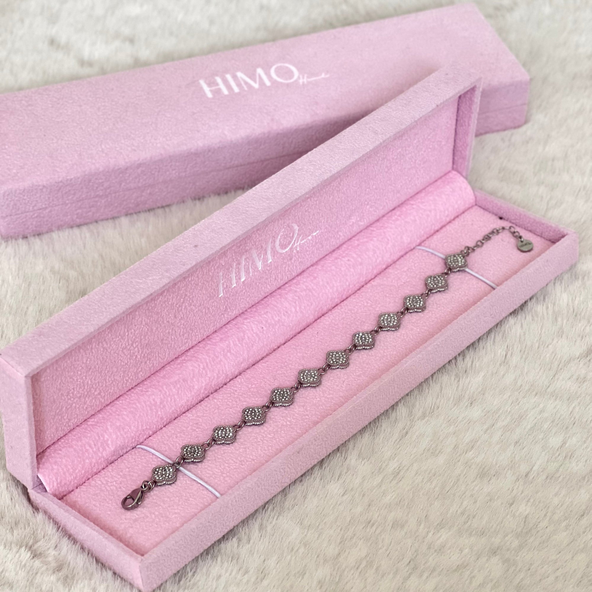 Lucky Fleur Pearl & Radiance Silver Bracelet