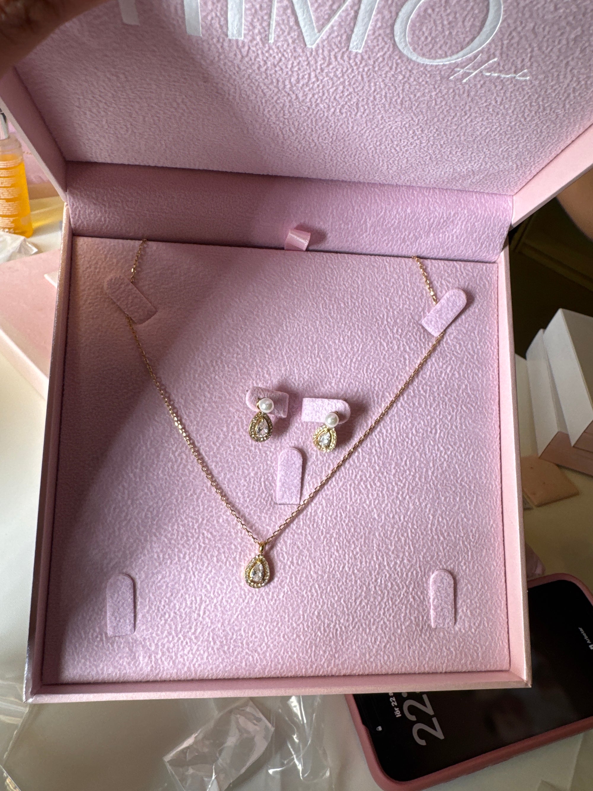 Drop necklace