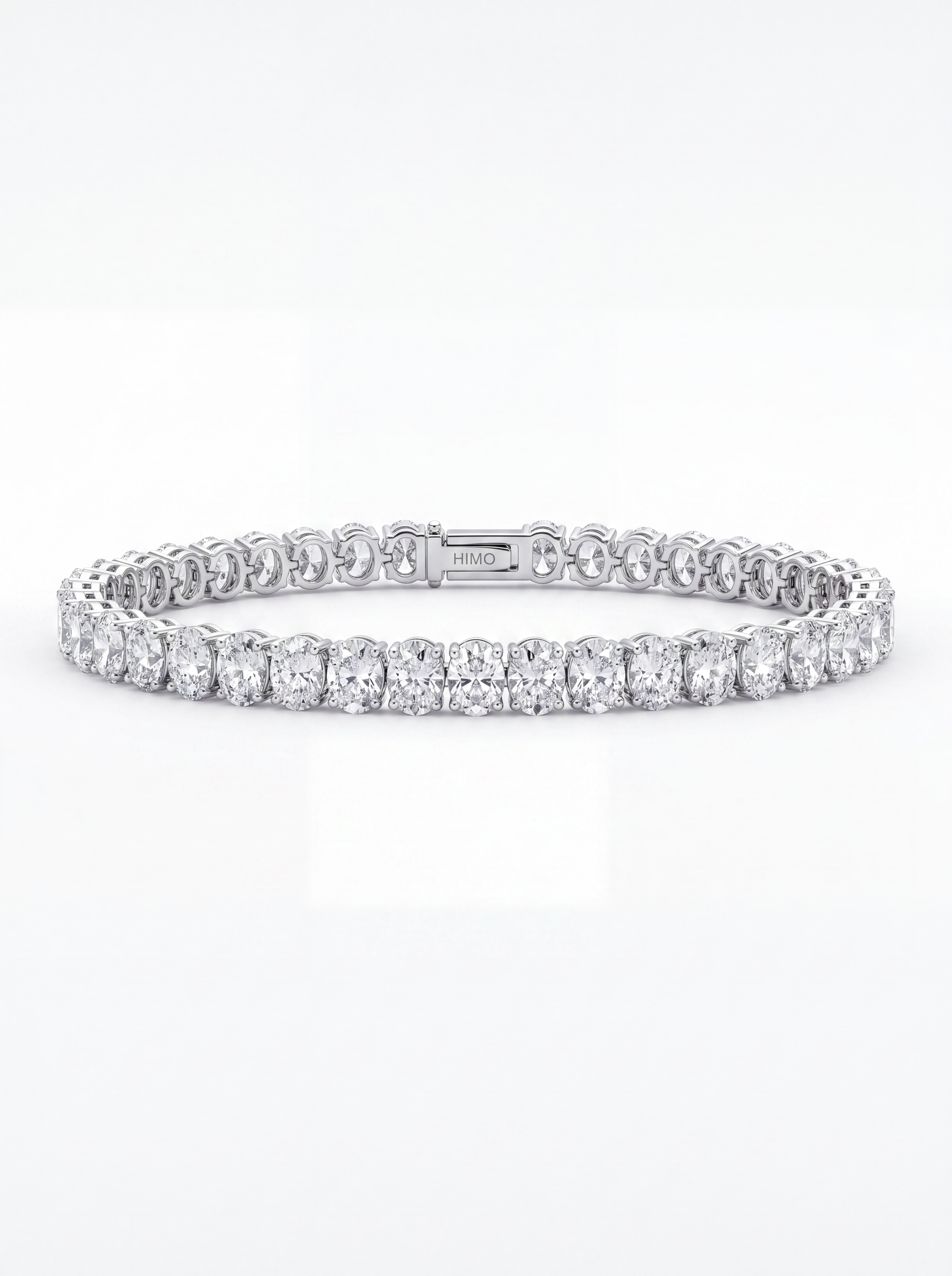 Belle Oval Diamond Armband